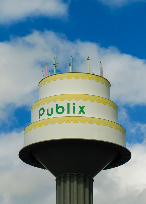 Publix grocery store distribution center near Plant City, FL has a water tower shaped like a cake