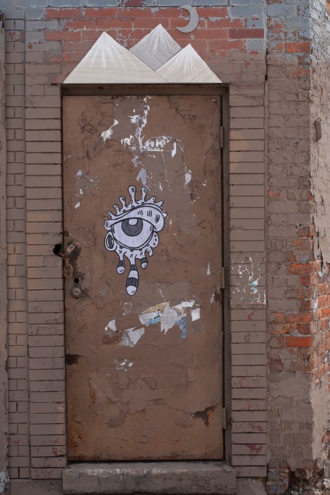 Street Art: eye, mountains and moon, River West Chicago